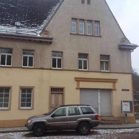 Ferienwohnung Wettin Am Petersbrunnen Exteriör bild