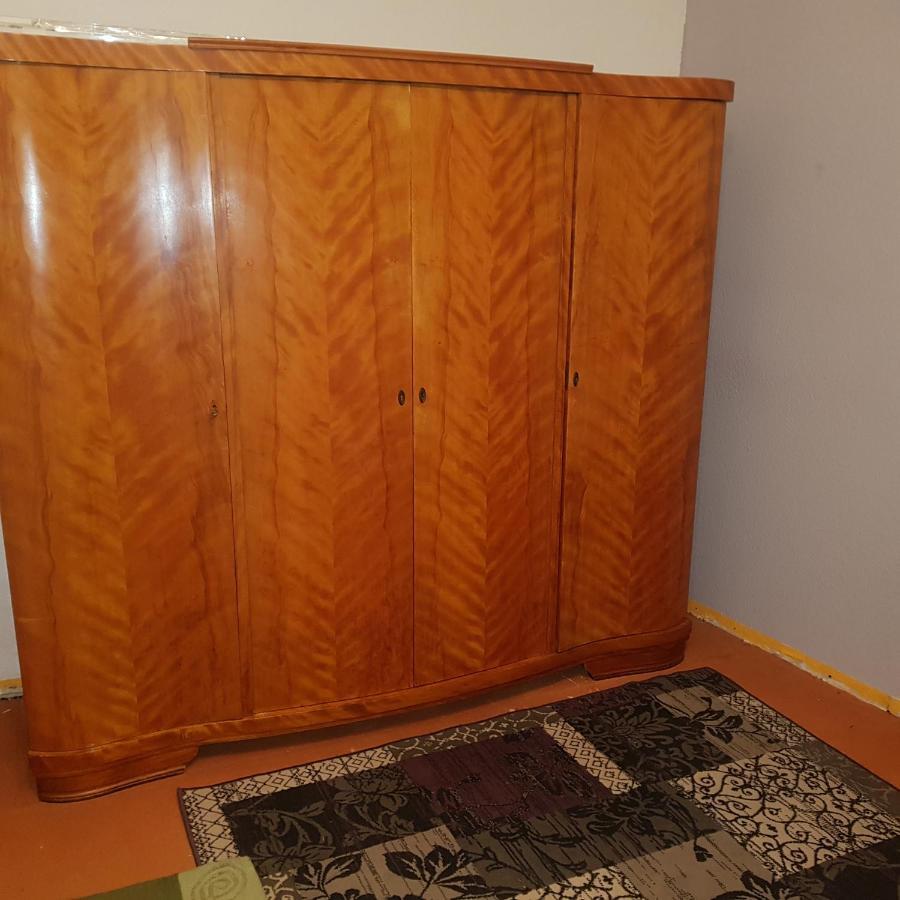 Ferienwohnung Wettin Am Petersbrunnen Exteriör bild